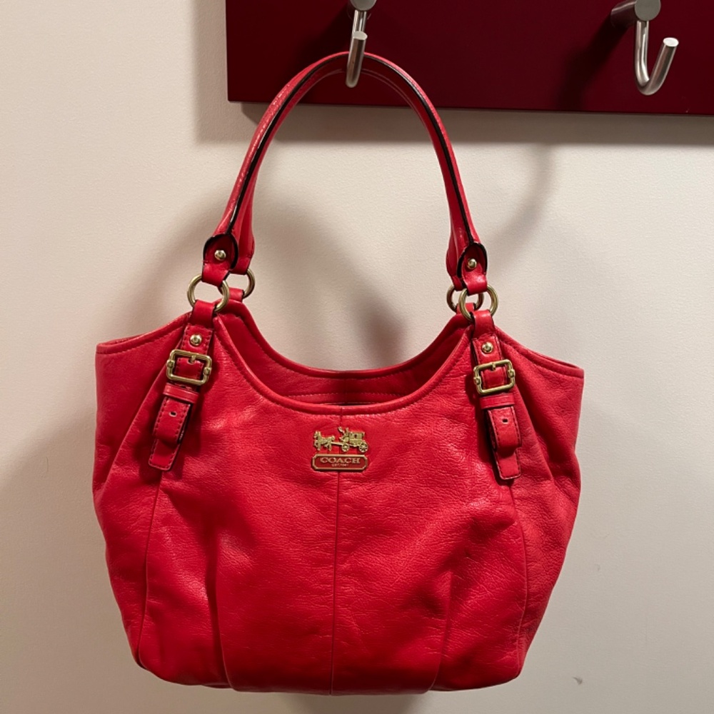 Coach Madison Abigail 18612 Red Leather Hobo Satchel Bag Gold Hardware - Picture 15 of 15
